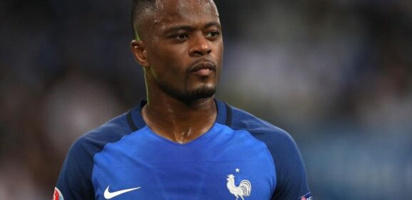 Jogador francês revela homofobia no futebol e diz: “Pelo menos dois jogadores por clube são gays”