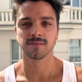 Rodrigo Simas se assume bissexual e manda recado