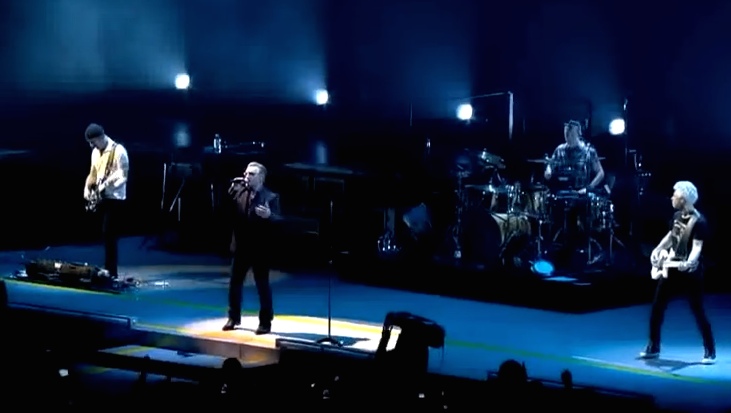 Bono e sua banda se juntam a nós em nome do amor