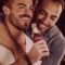 Coca-Cola recebe multa na Hungria, em campanha com casais do mesmo sexo