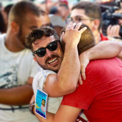 Viradouro ganha carnaval 2020, liderada por casal gay de carnavalescos, com enredo feminista