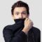 Tom Holland diz que está “muito doente” e se isola em quarentena