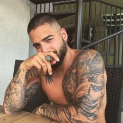 “Maluma é bissexual”, diz vidente que garante ter lido WhatsApp do cantor por telepatia