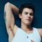 Shawn Mendes volta a falar sobre rumores de sexualidade: “Me chamam de gay desde os 15 anos”