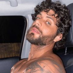 Jesus Luz surge sensual em foto na piscina e arranca elogios