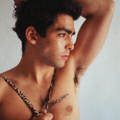 Elite: quarta temporada da série poderá ter trisal formado por Omar Ayuso, Aron Piper e novo integrante do elenco