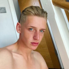 Enfermeiro larga profissão para se dedicar ao OnlyFans: “Depois de salários baixos, o futuro agora parece brilhante”