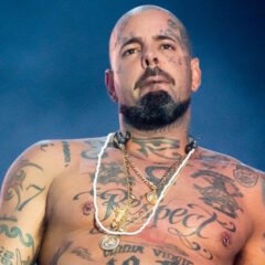 Tico Santa Cruz, vocalista do Detonautas, anuncia que tem a sexualidade ‘fluída e livre’