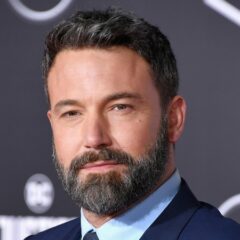 Ben Affleck grava vídeo para provar que não é fake em app de namoro