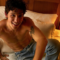 Sem camisa, Shawn Mendes exibe corpaço e pelos pubianos: “Deus grego”