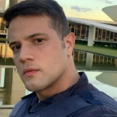 Afastado com laudo psiquiátrico por conta de episódio homofóbico, PM gay do DF volta a trabalhar