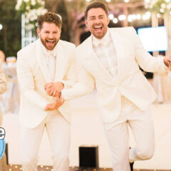 Jonathan Bennett, o Aaron Samuels de “Meninas Malvadas”, se casa com o noivo em cerimônia no México