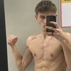 Nolan Cooper: Gostoso, Versátil e Atraente no Flirt4Free!