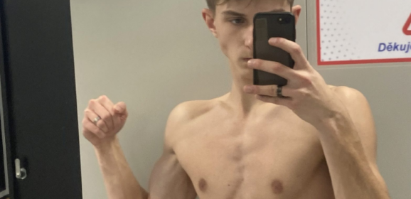 Nolan Cooper: Gostoso, Versátil e Atraente no Flirt4Free!