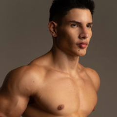 Cory Daniels é a sua obsessão de 2026 no Flirt4Free