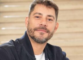 Evaristo Costa rebate comentário homofóbico: ‘Não é da sua conta’